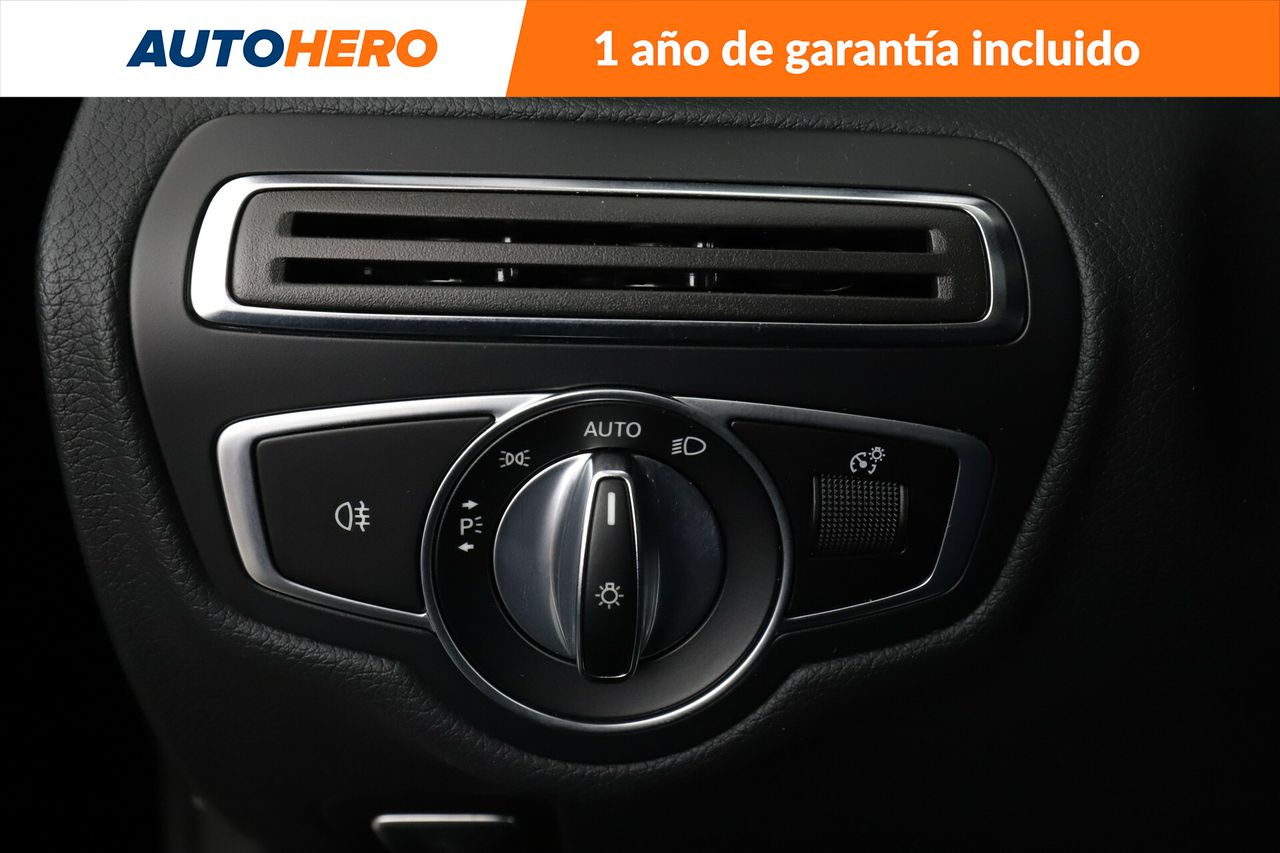 Foto Mercedes-Benz Clase C 25