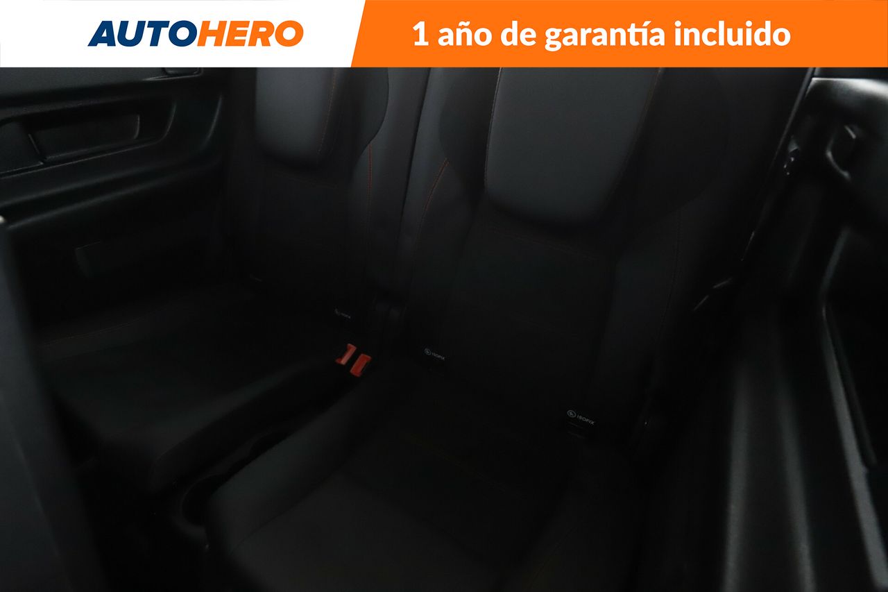 Foto Mercedes-Benz Clase GLB 22
