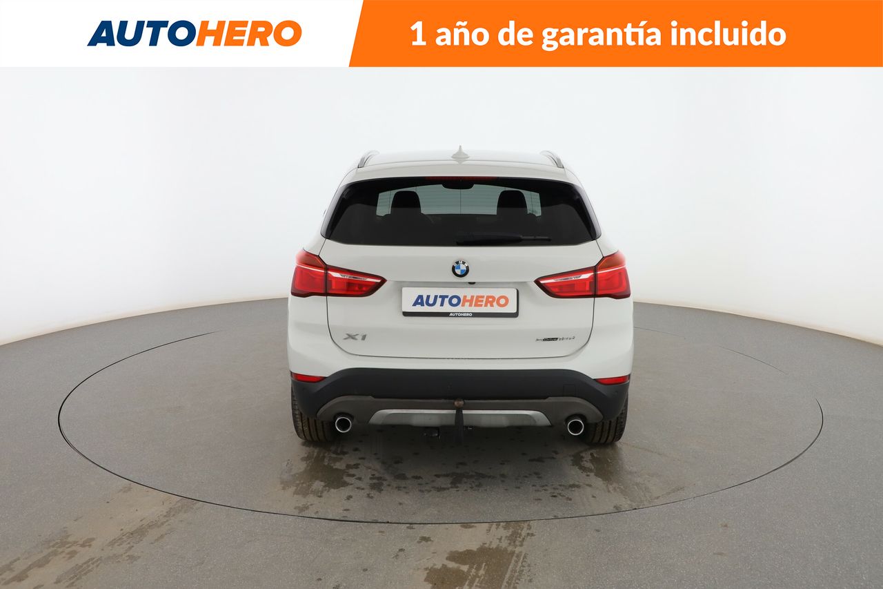 Foto BMW X1 4