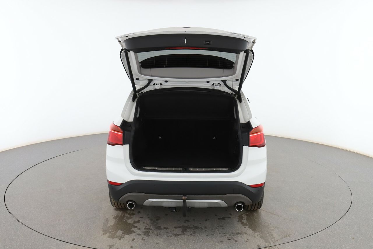 Foto BMW X1 16