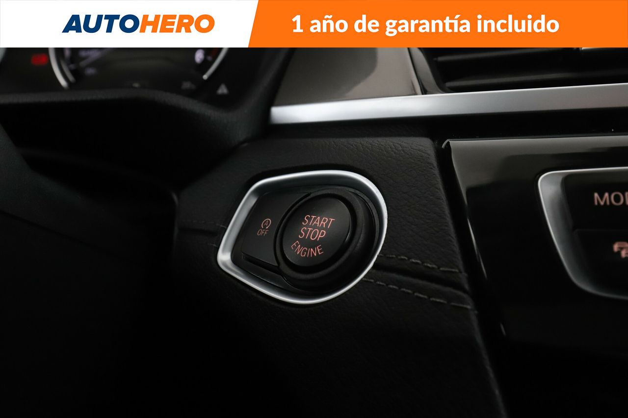 Foto BMW X1 30