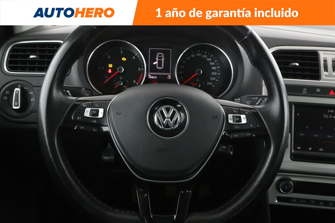 Foto Volkswagen Polo 19