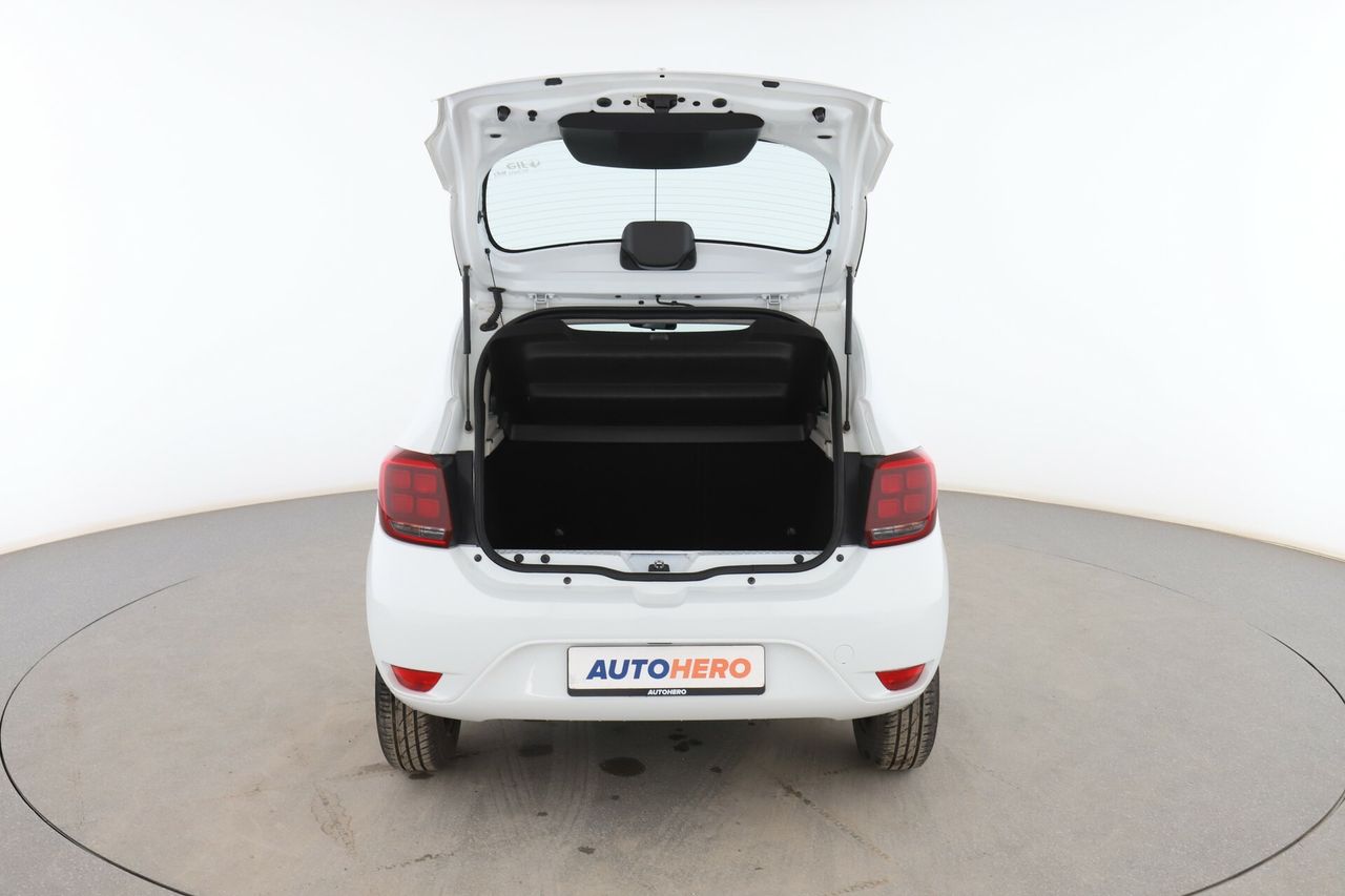 Foto Dacia Sandero 17