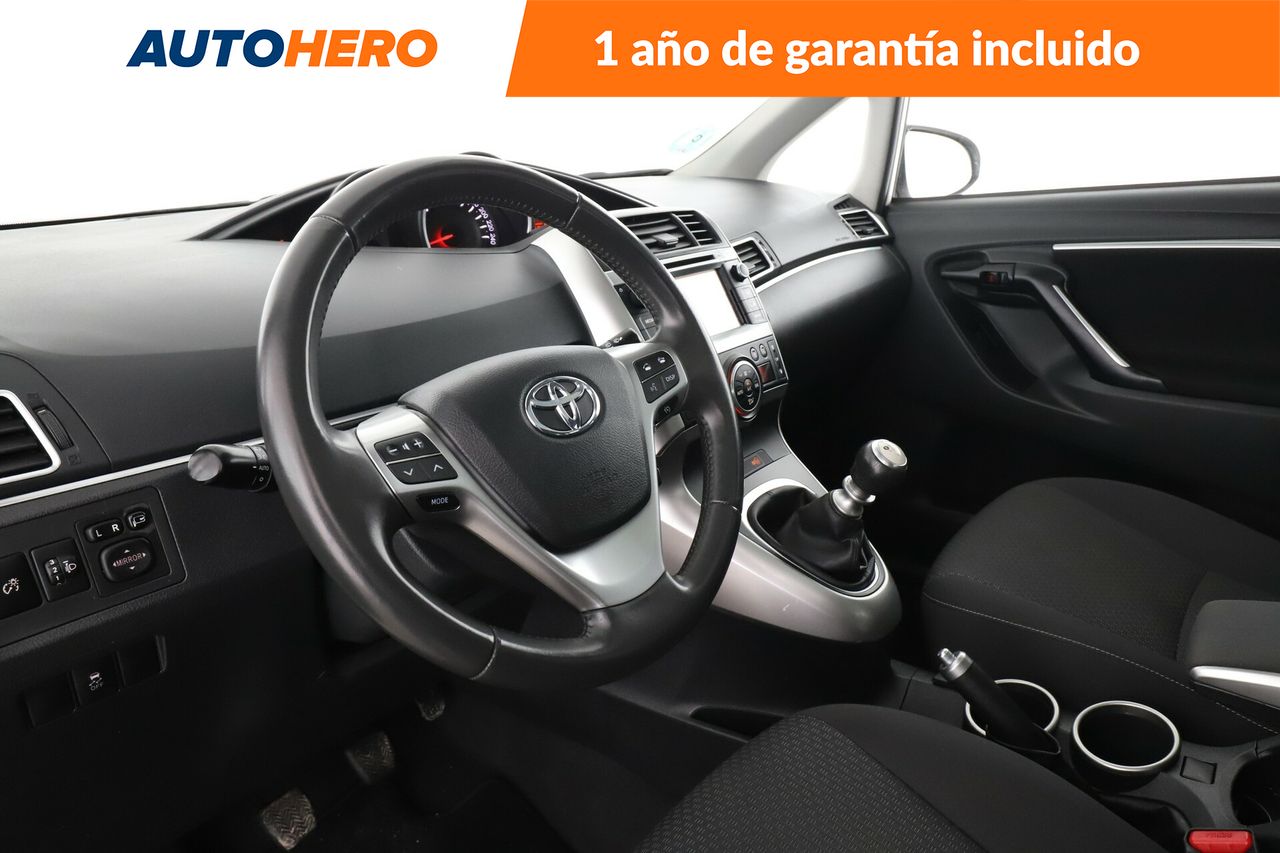 Foto Toyota Corolla Verso 11