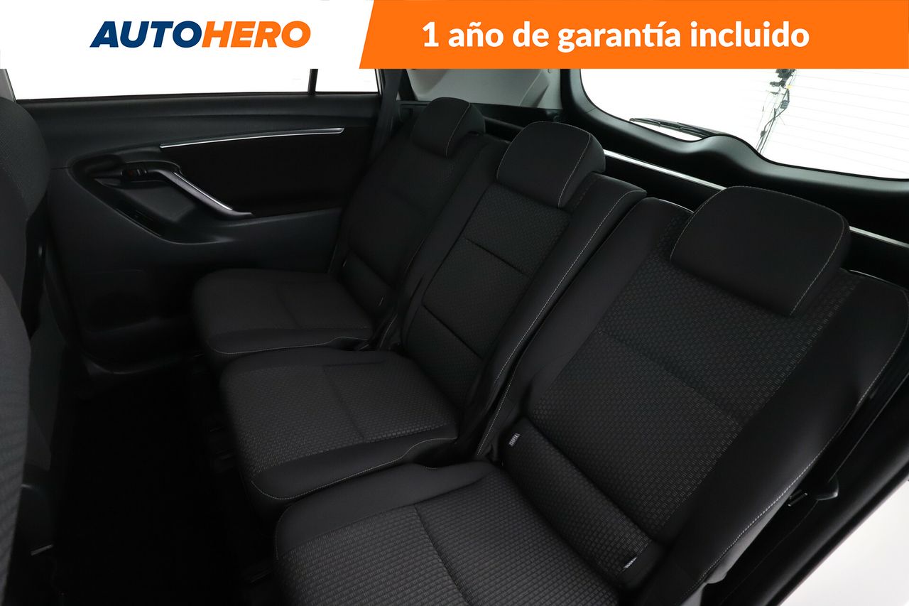 Foto Toyota Corolla Verso 14