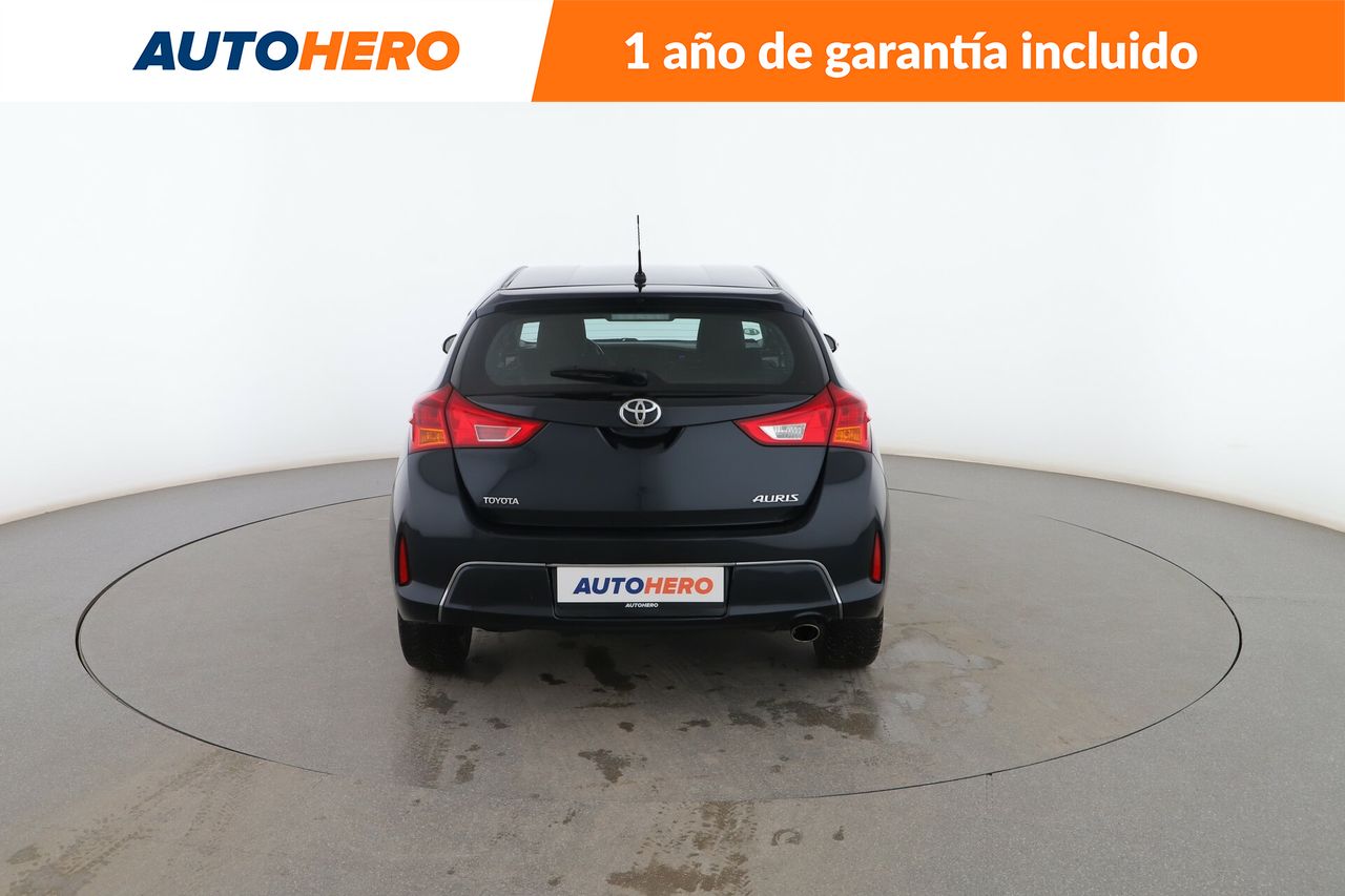 Foto Toyota Auris 4