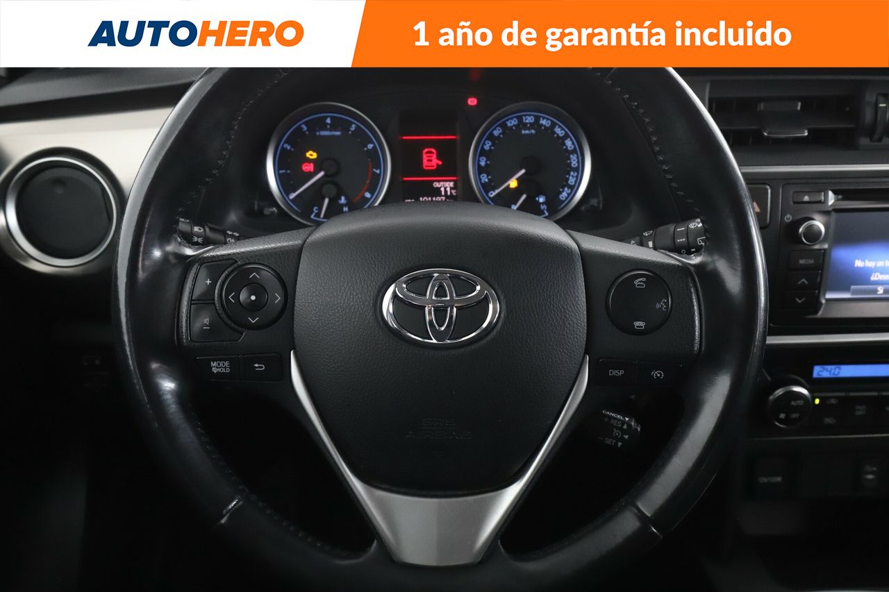 Foto Toyota Auris 19