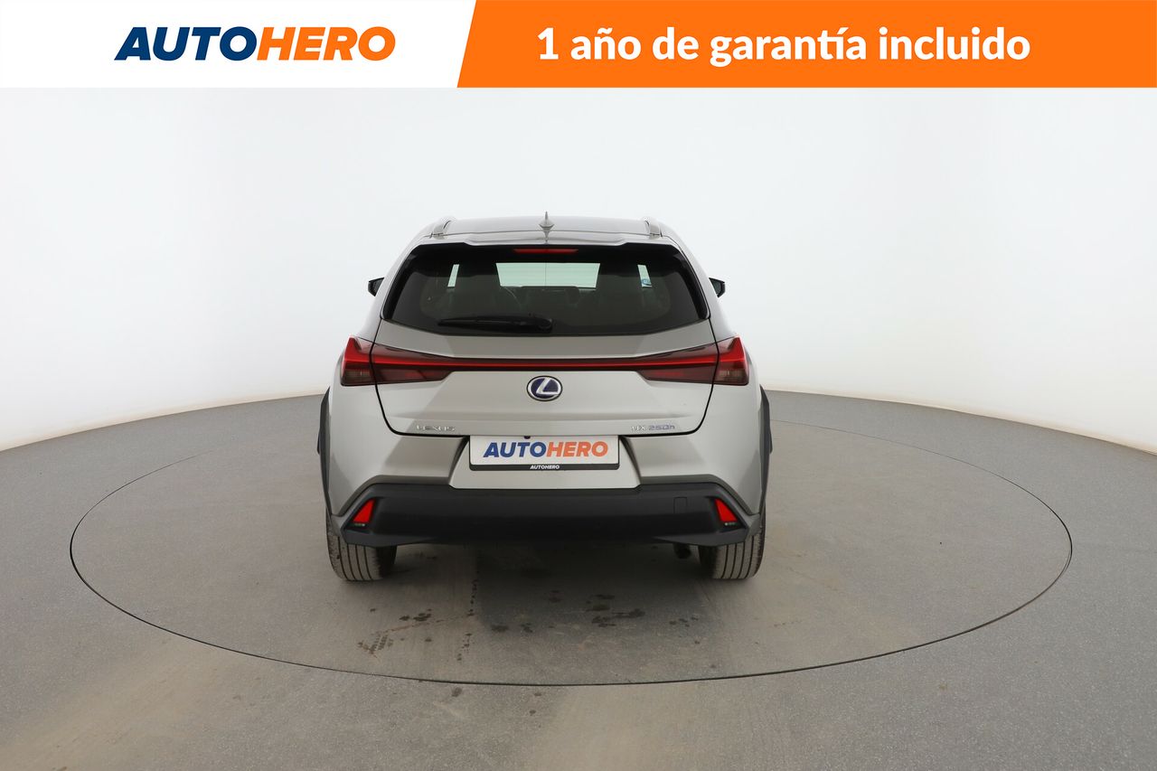 Foto Lexus UX 4