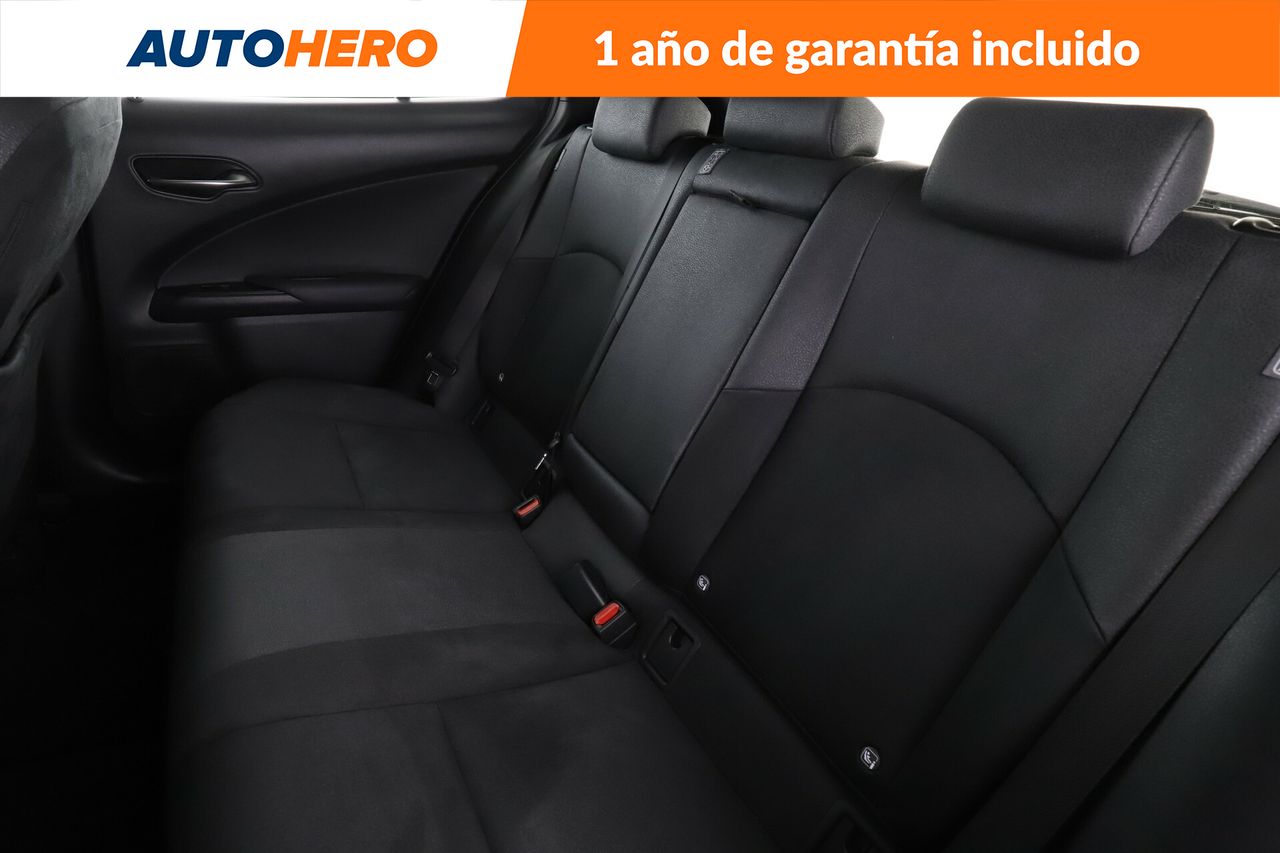 Foto Lexus UX 14