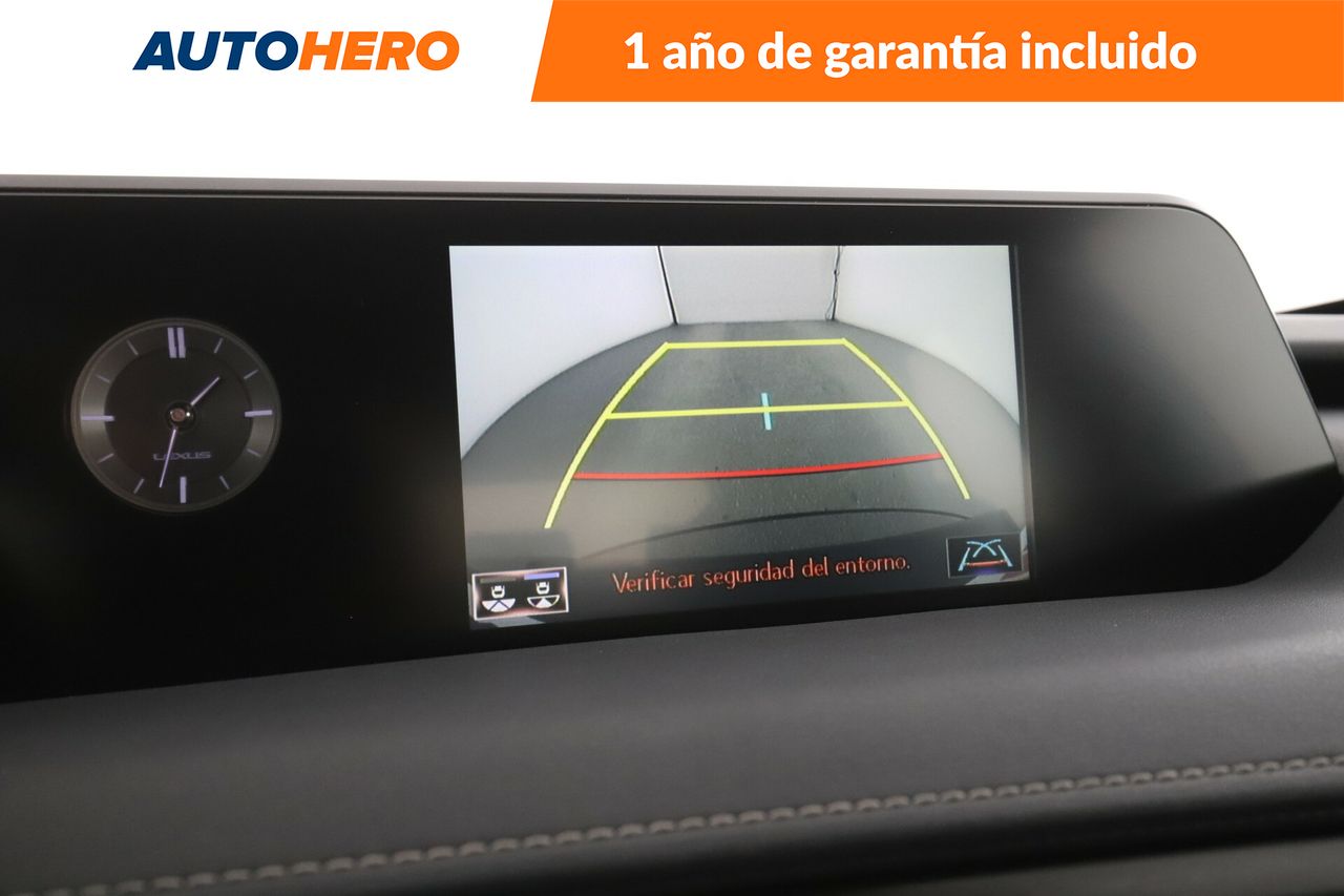 Foto Lexus UX 28
