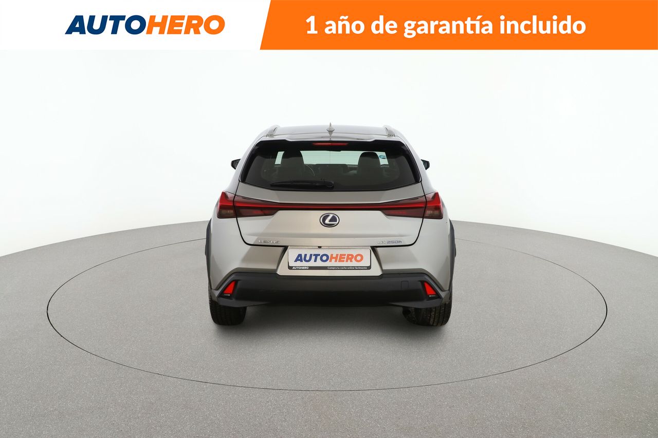 Foto Lexus UX 4