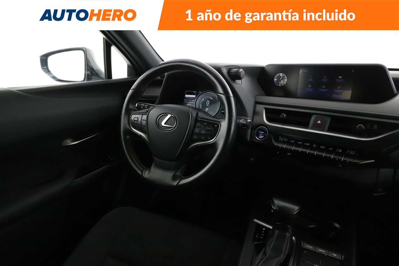 Foto Lexus UX 13
