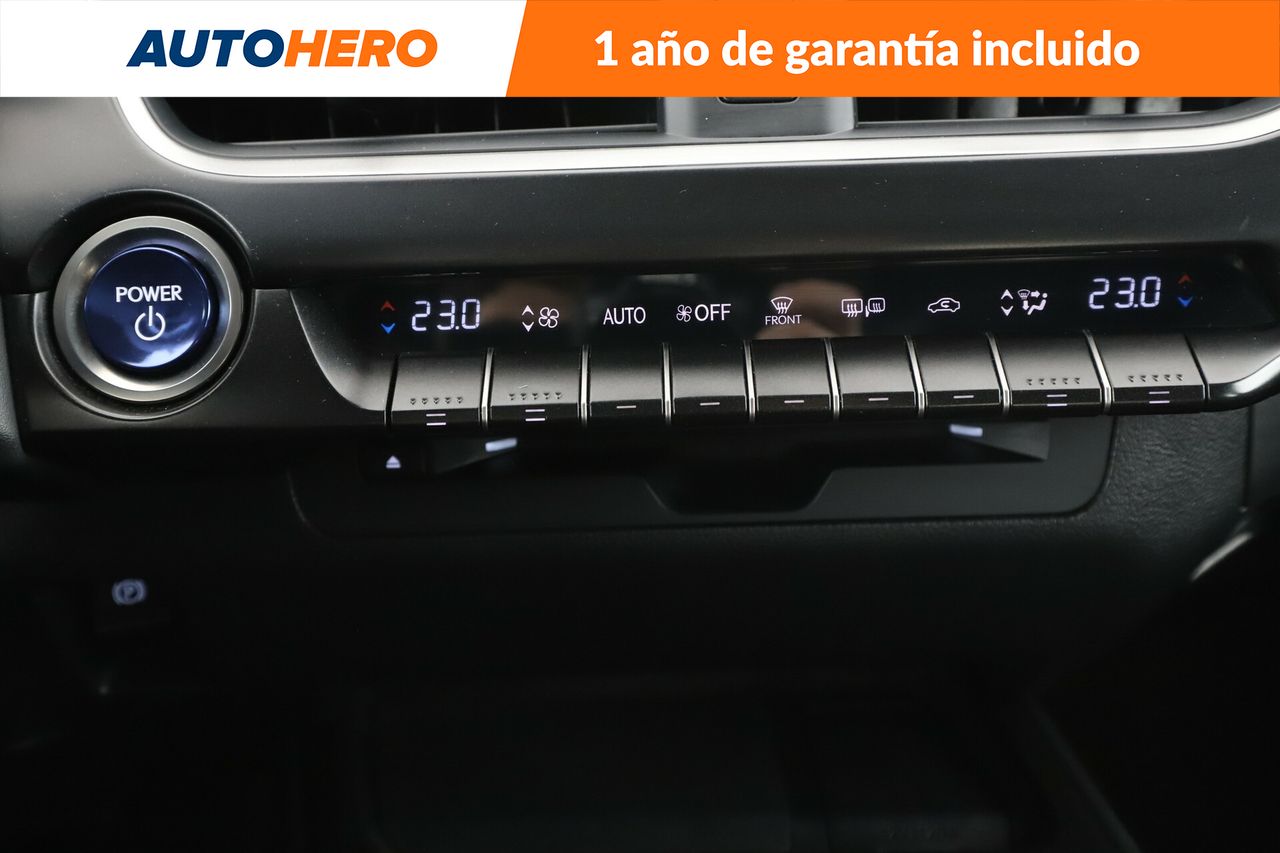 Foto Lexus UX 26