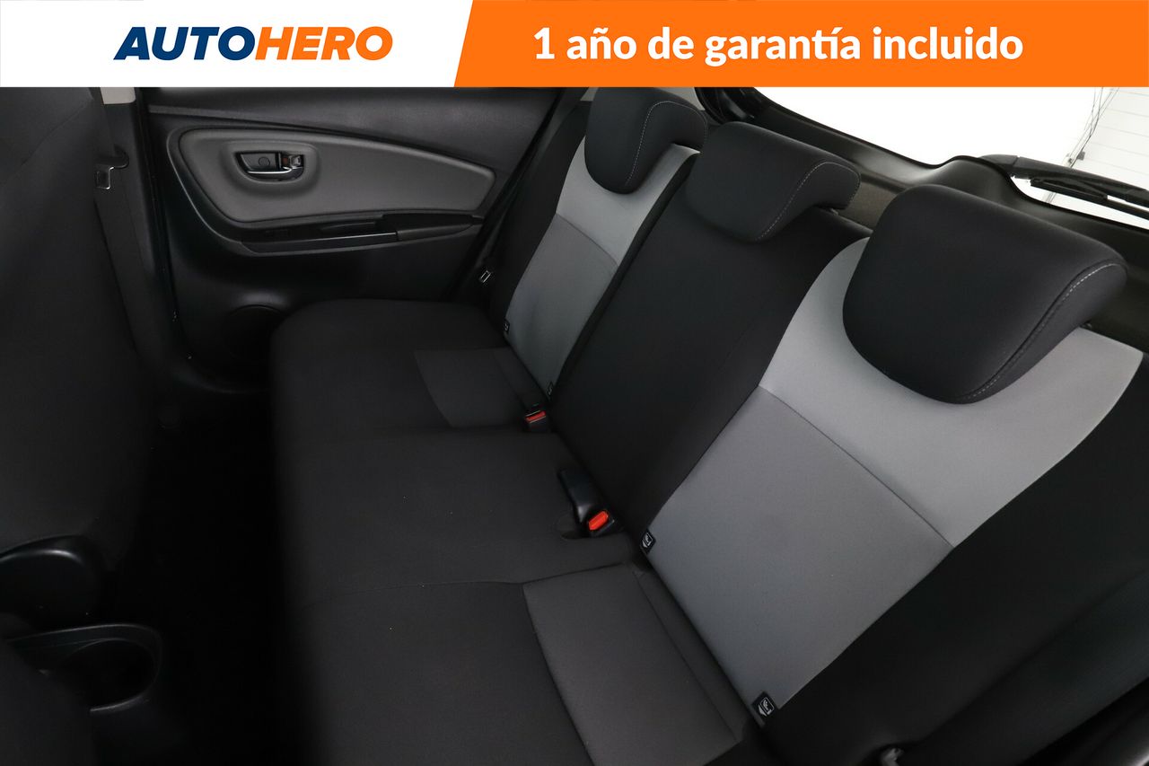Foto Toyota Yaris 14
