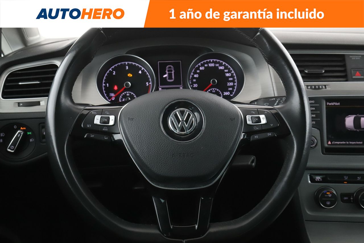 Foto Volkswagen Golf 19