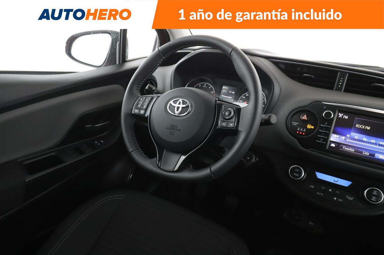 Foto Toyota Yaris 13