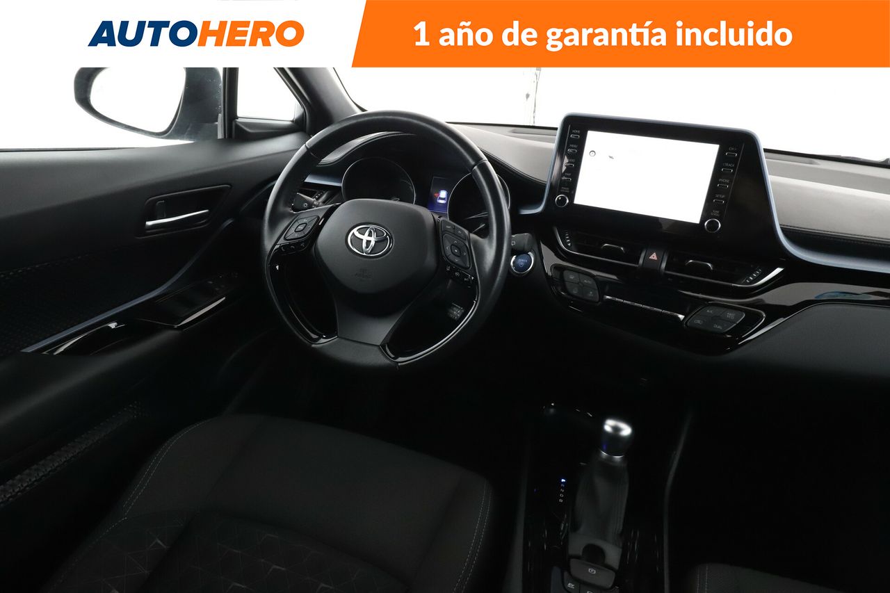 Foto Toyota C-HR 13