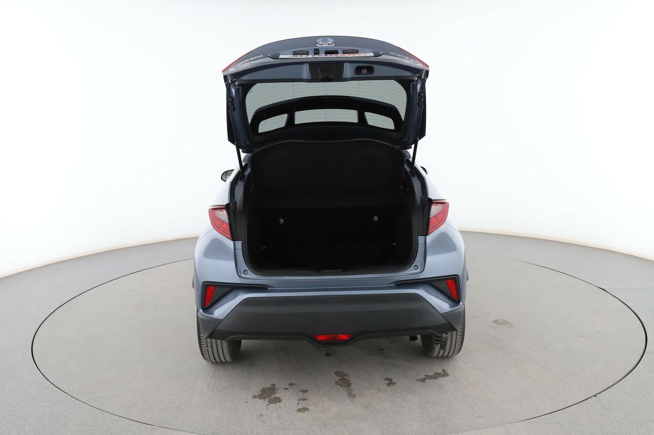 Foto Toyota C-HR 16