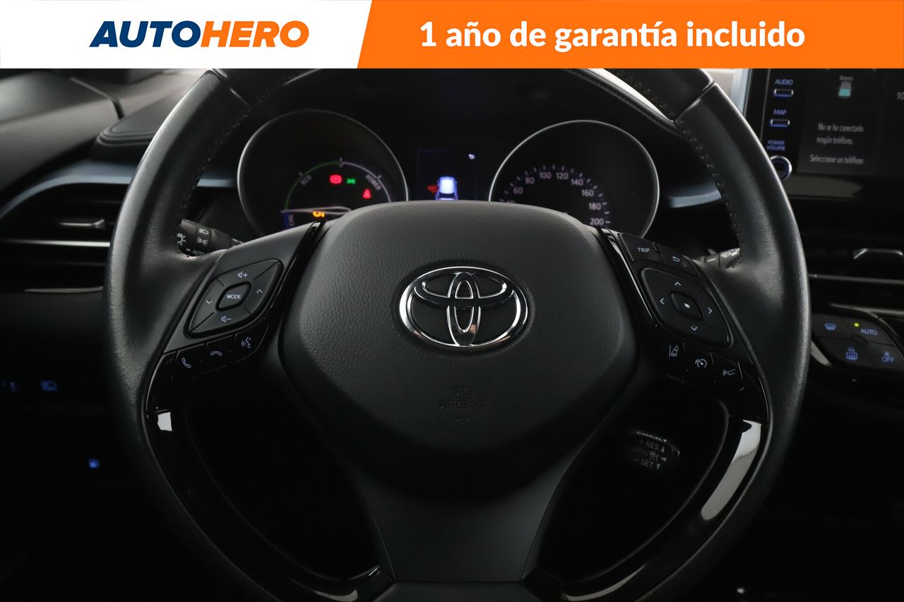 Foto Toyota C-HR 19