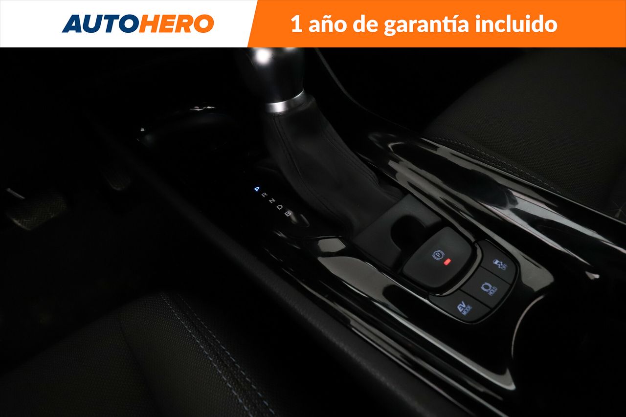 Foto Toyota C-HR 21