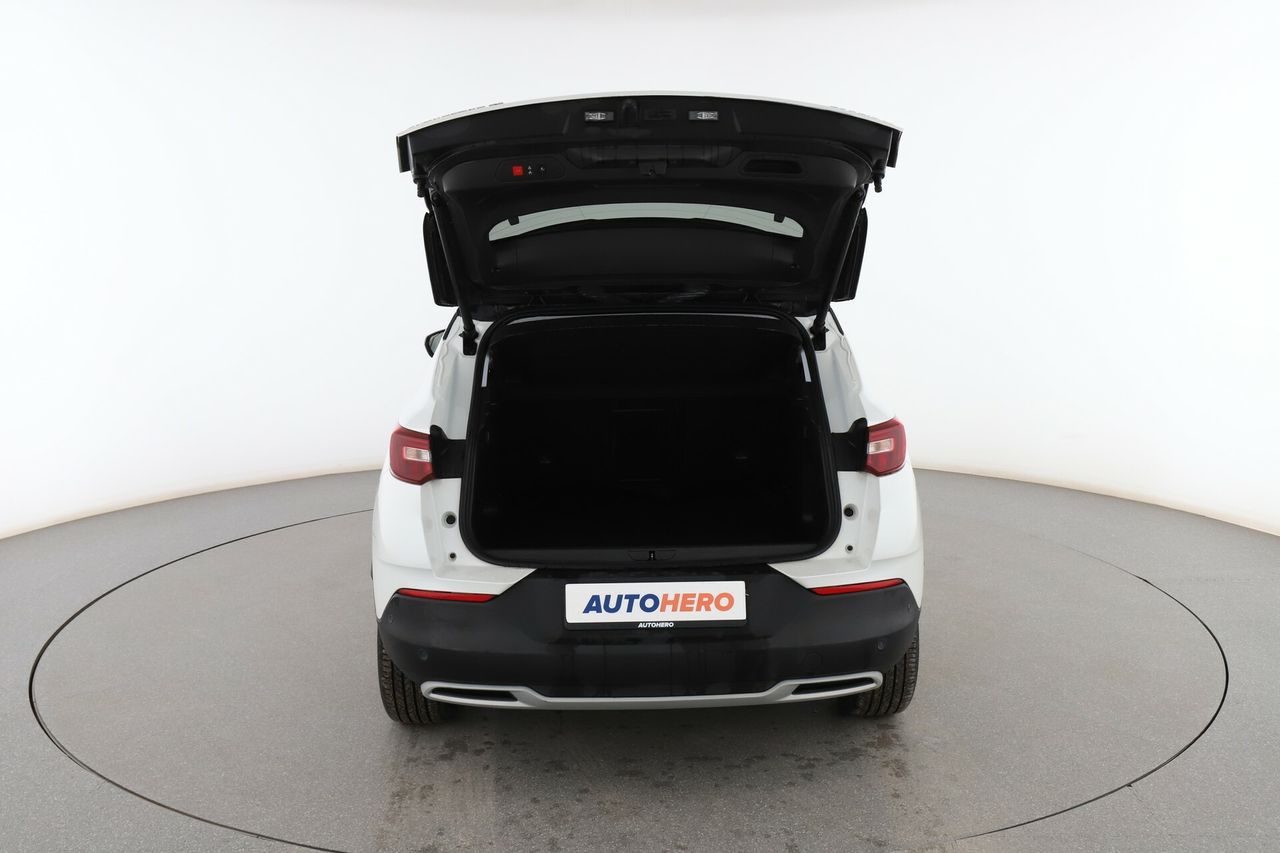 Foto Opel Grandland X 17