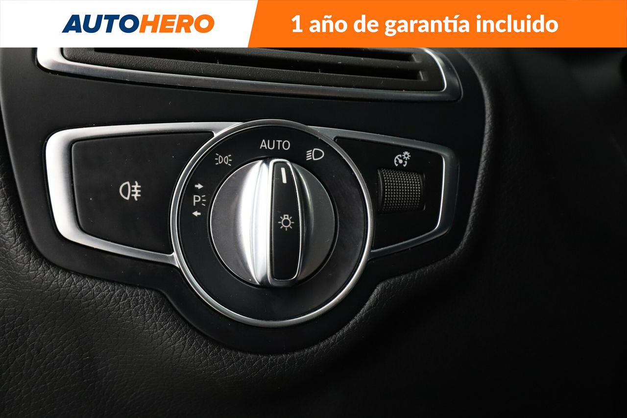 Foto Mercedes-Benz Clase C 34