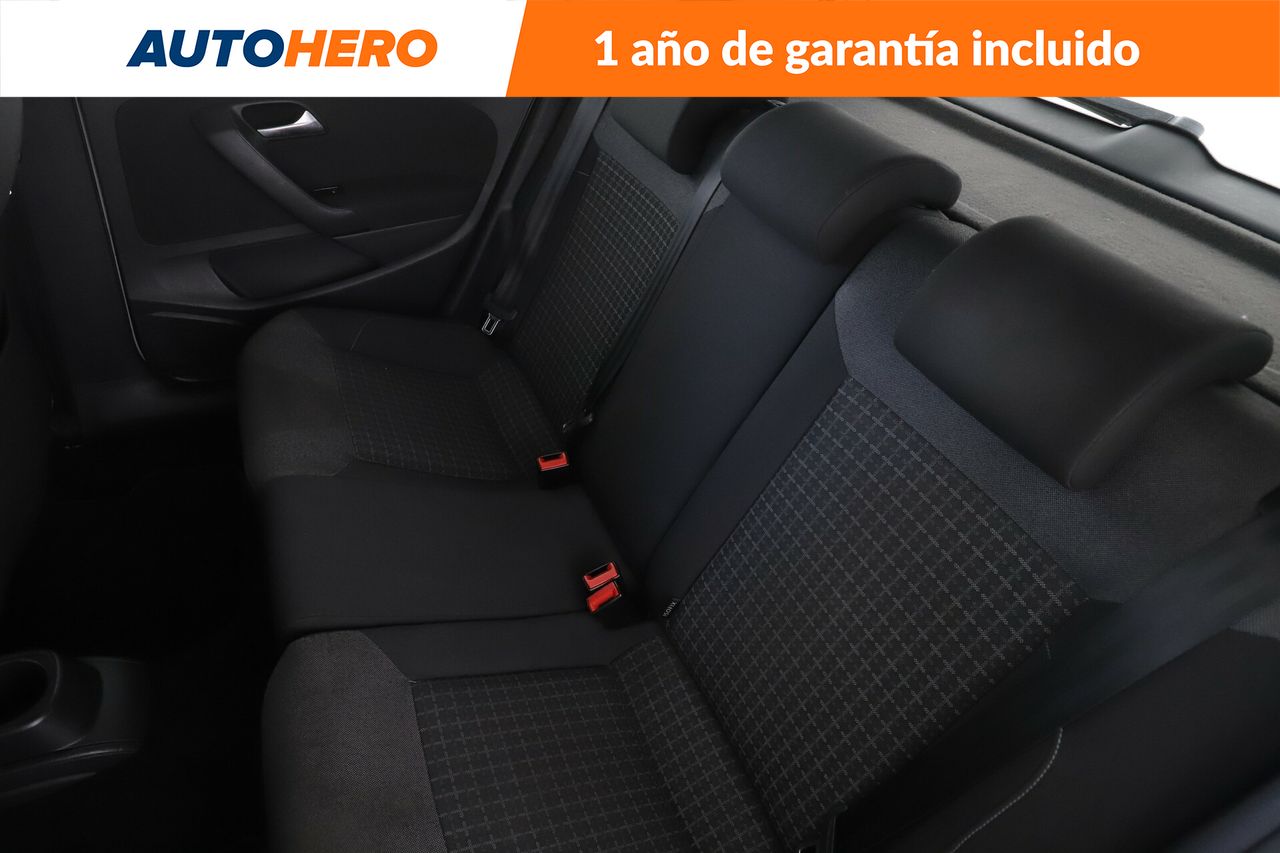 Foto Volkswagen Polo 14