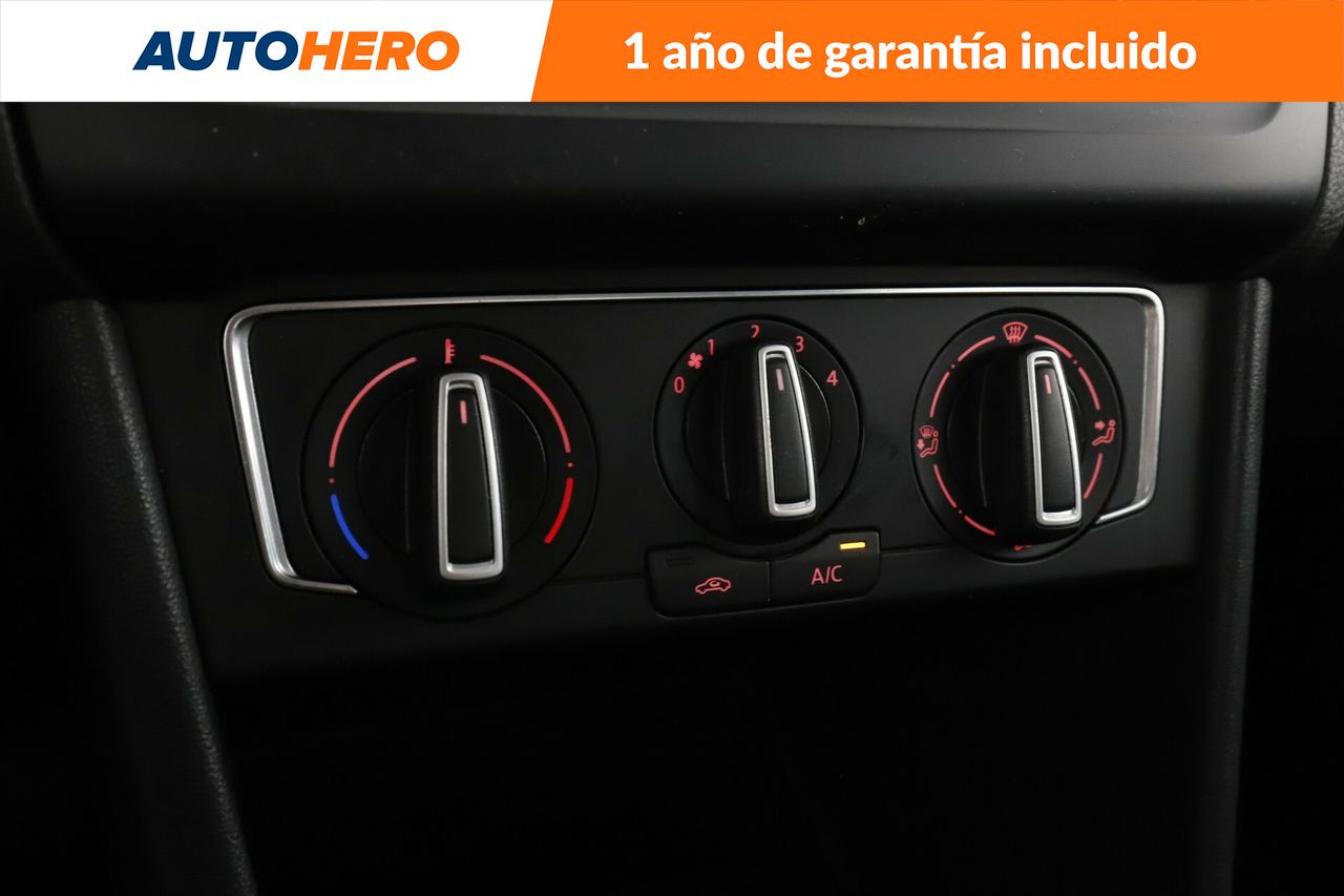 Foto Volkswagen Polo 24