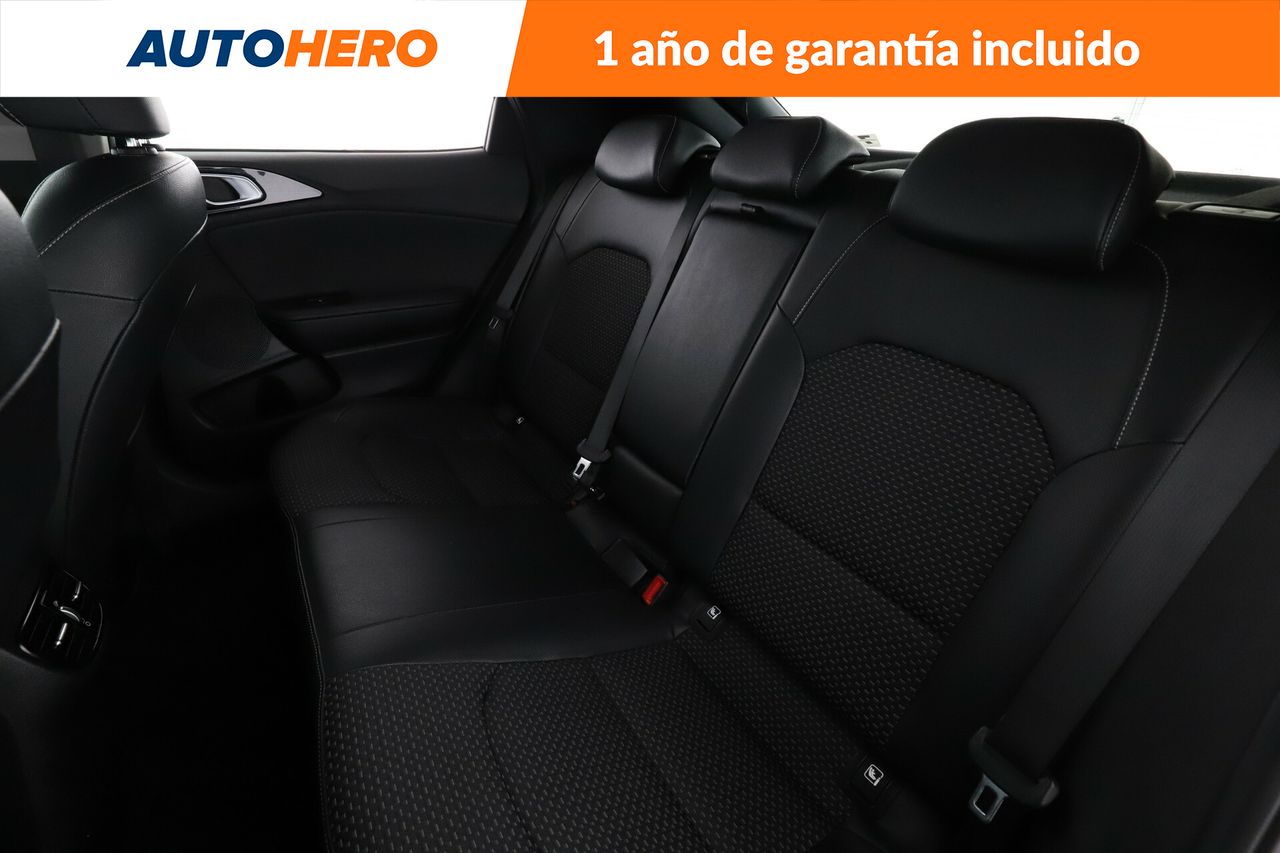 Foto Kia XCeed 15