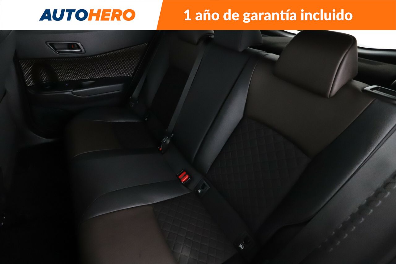 Foto Toyota C-HR 15