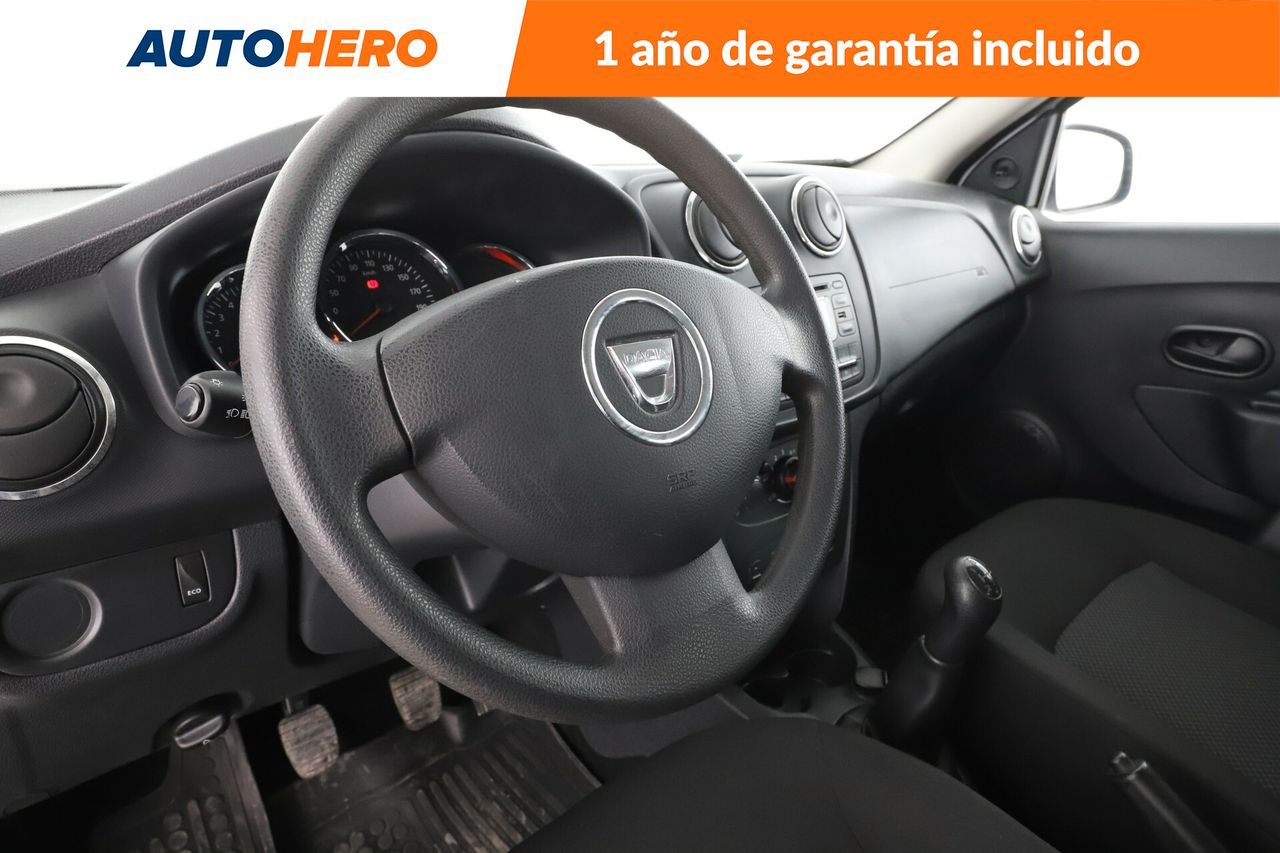 Foto Dacia Sandero 12