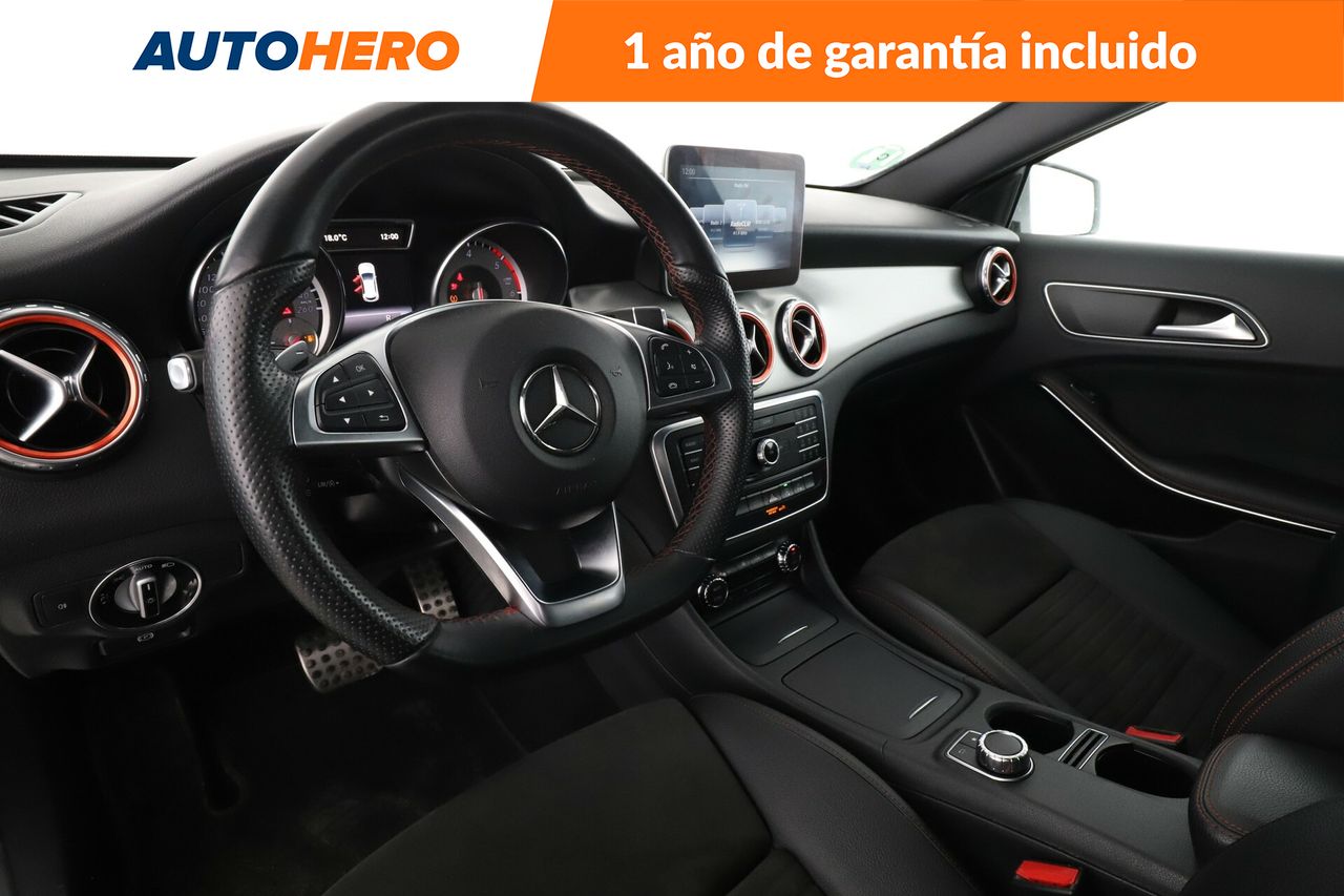 Foto Mercedes-Benz Clase GLA 12