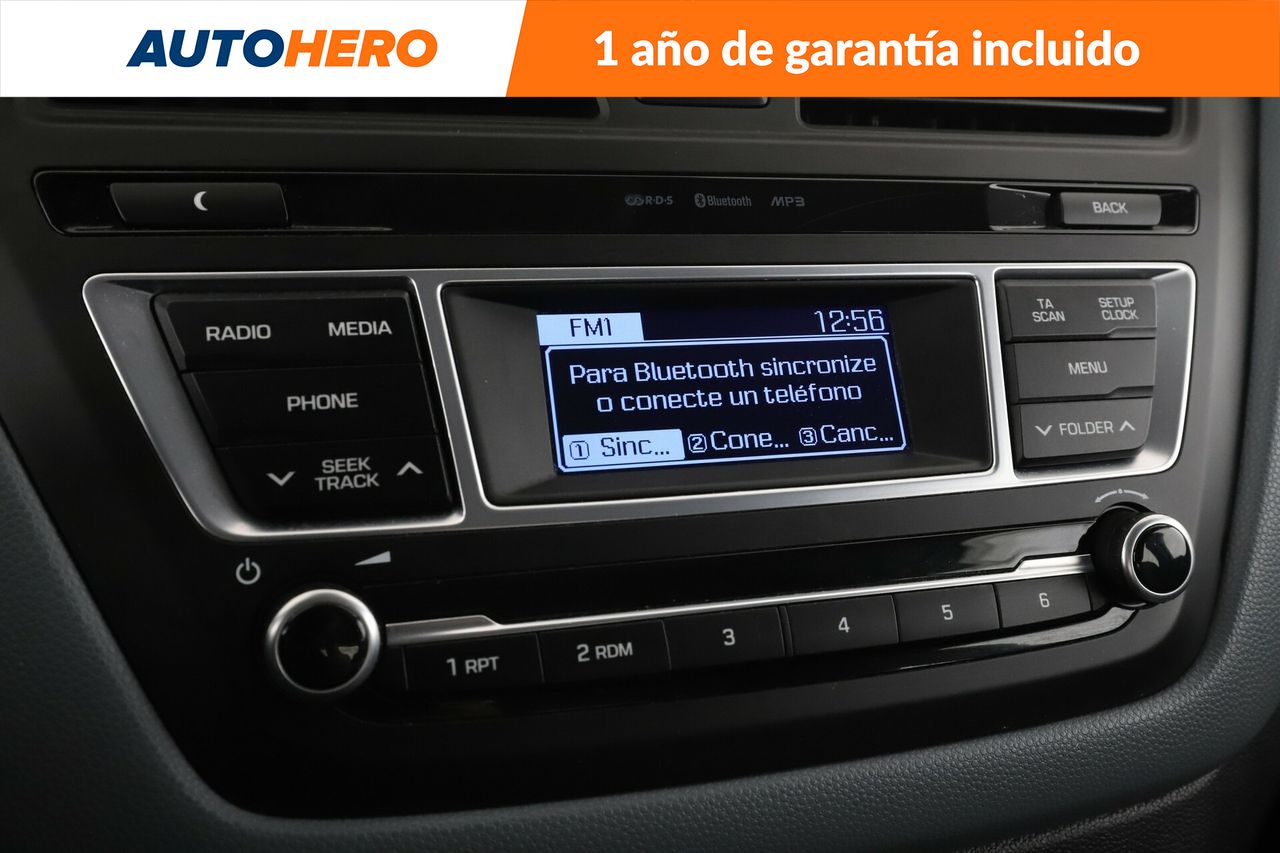 Foto Hyundai i20 24