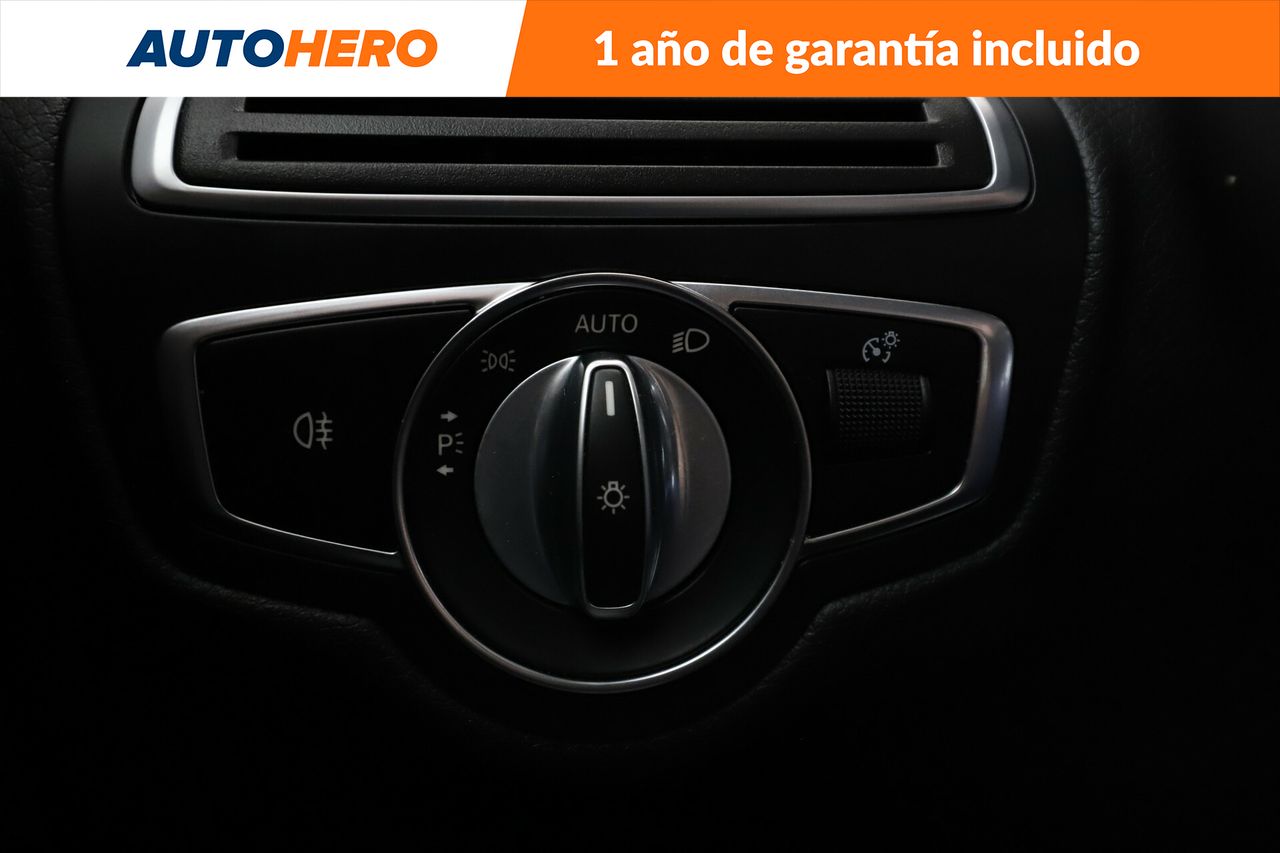 Foto Mercedes-Benz Clase C 26