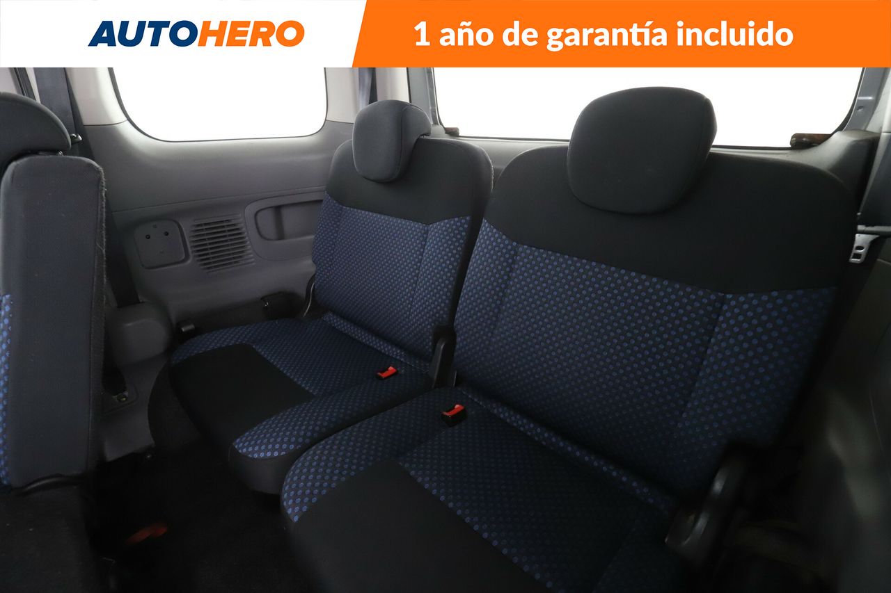 Foto Nissan NV200 22
