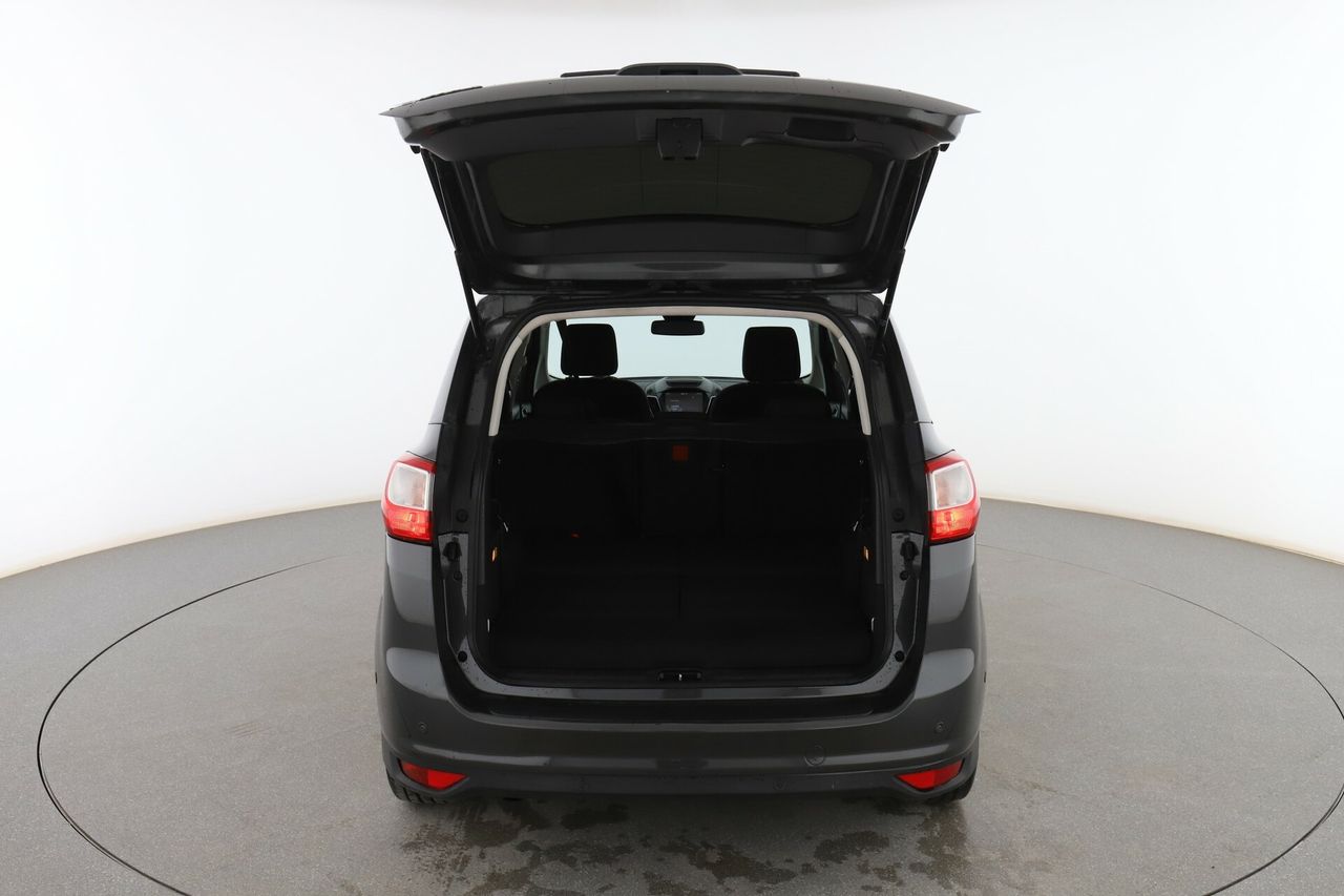 Foto Ford Grand C-MAX 17