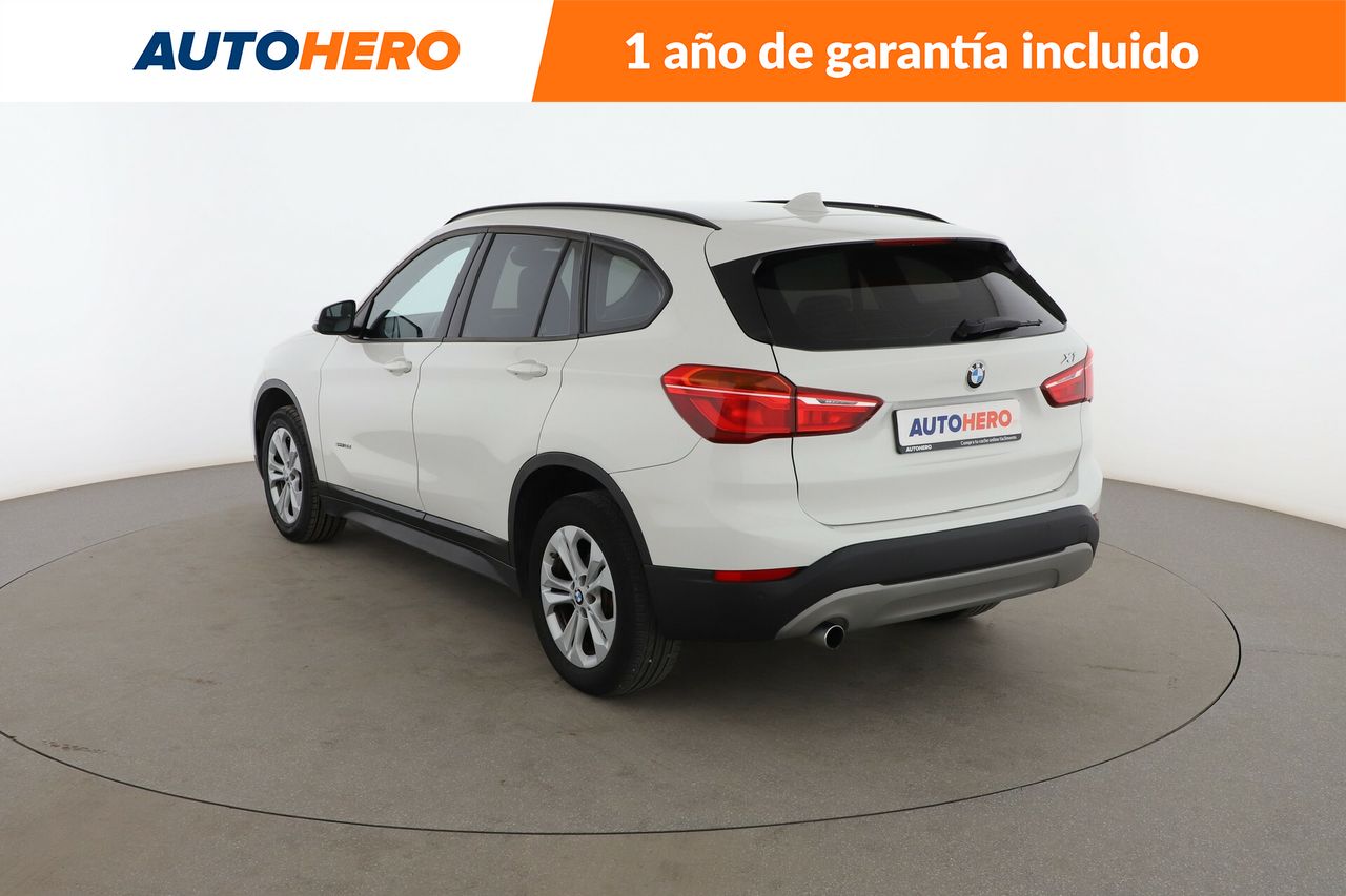 Foto BMW X1 4