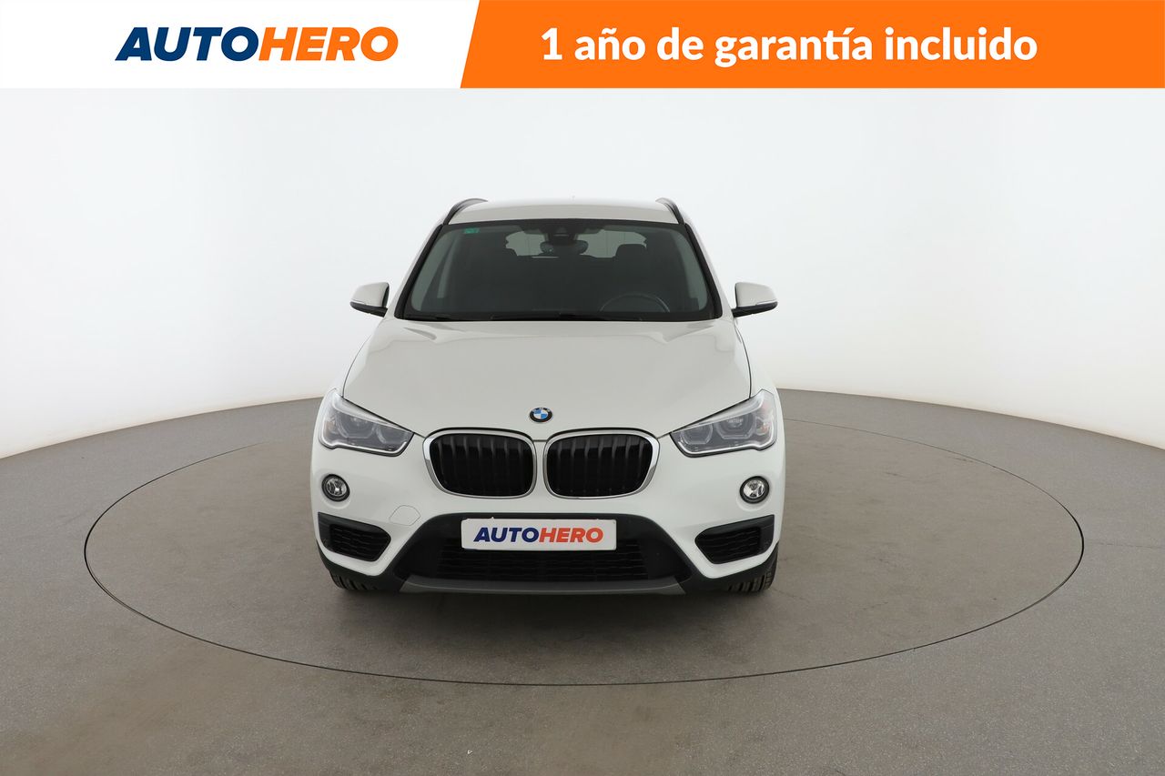 Foto BMW X1 9