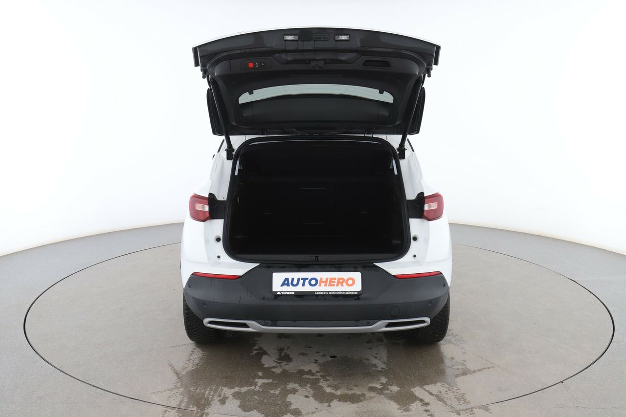 Foto Opel Grandland X 22