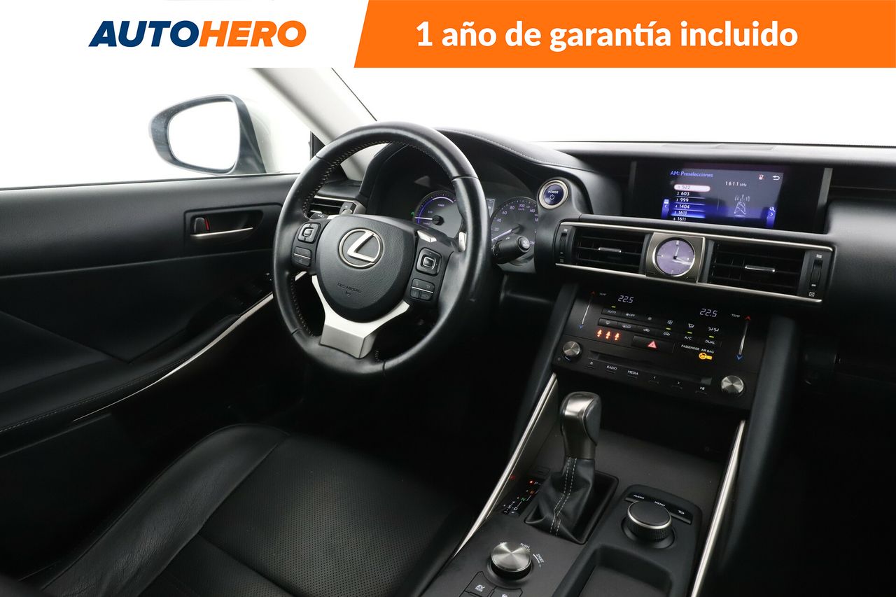 Foto Lexus IS 13