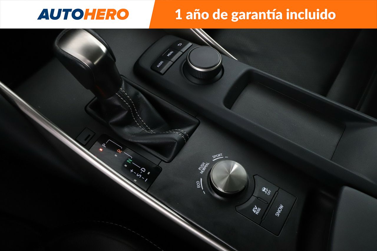 Foto Lexus IS 23