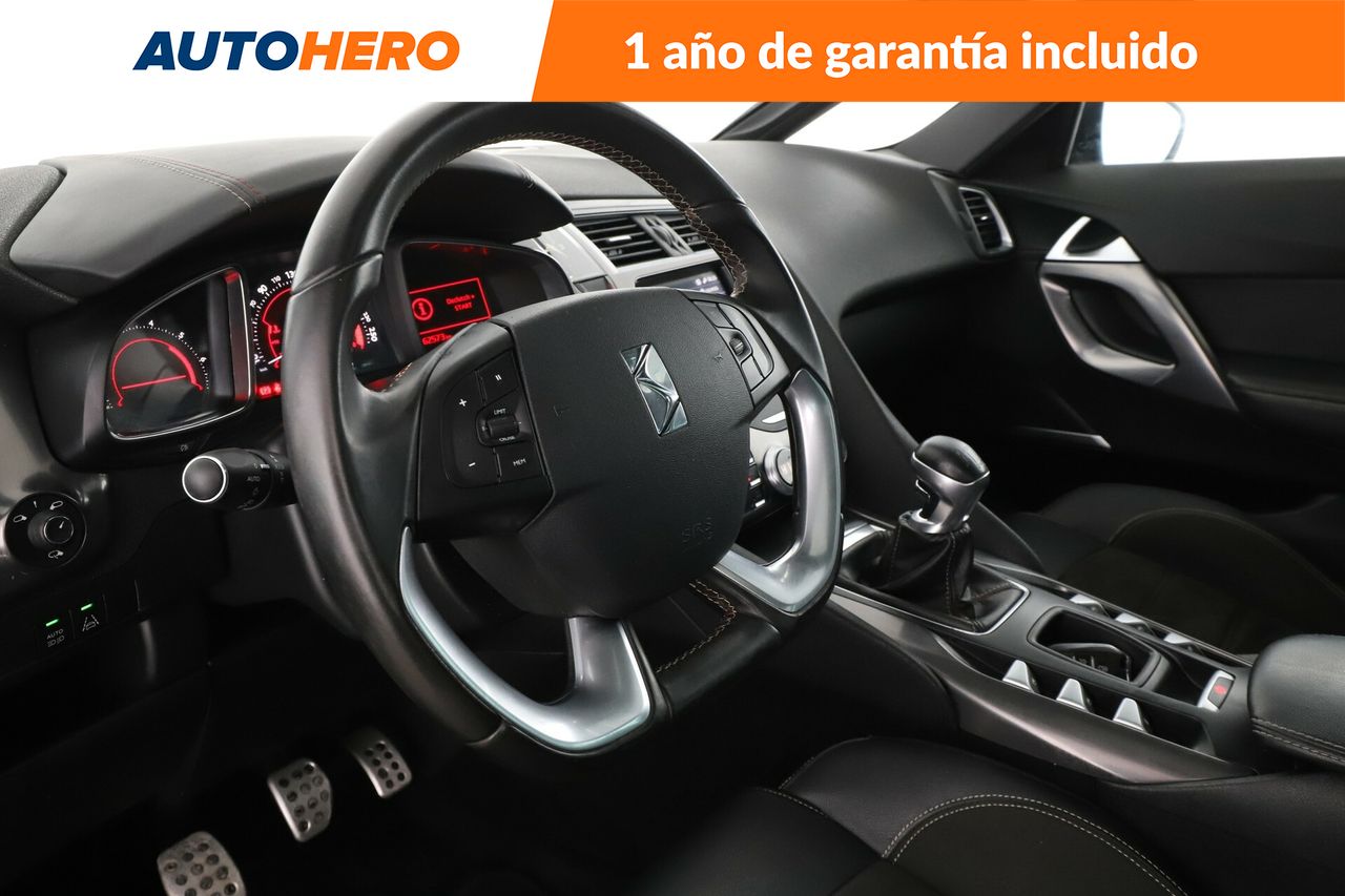 Foto DS Automobiles DS 5 11