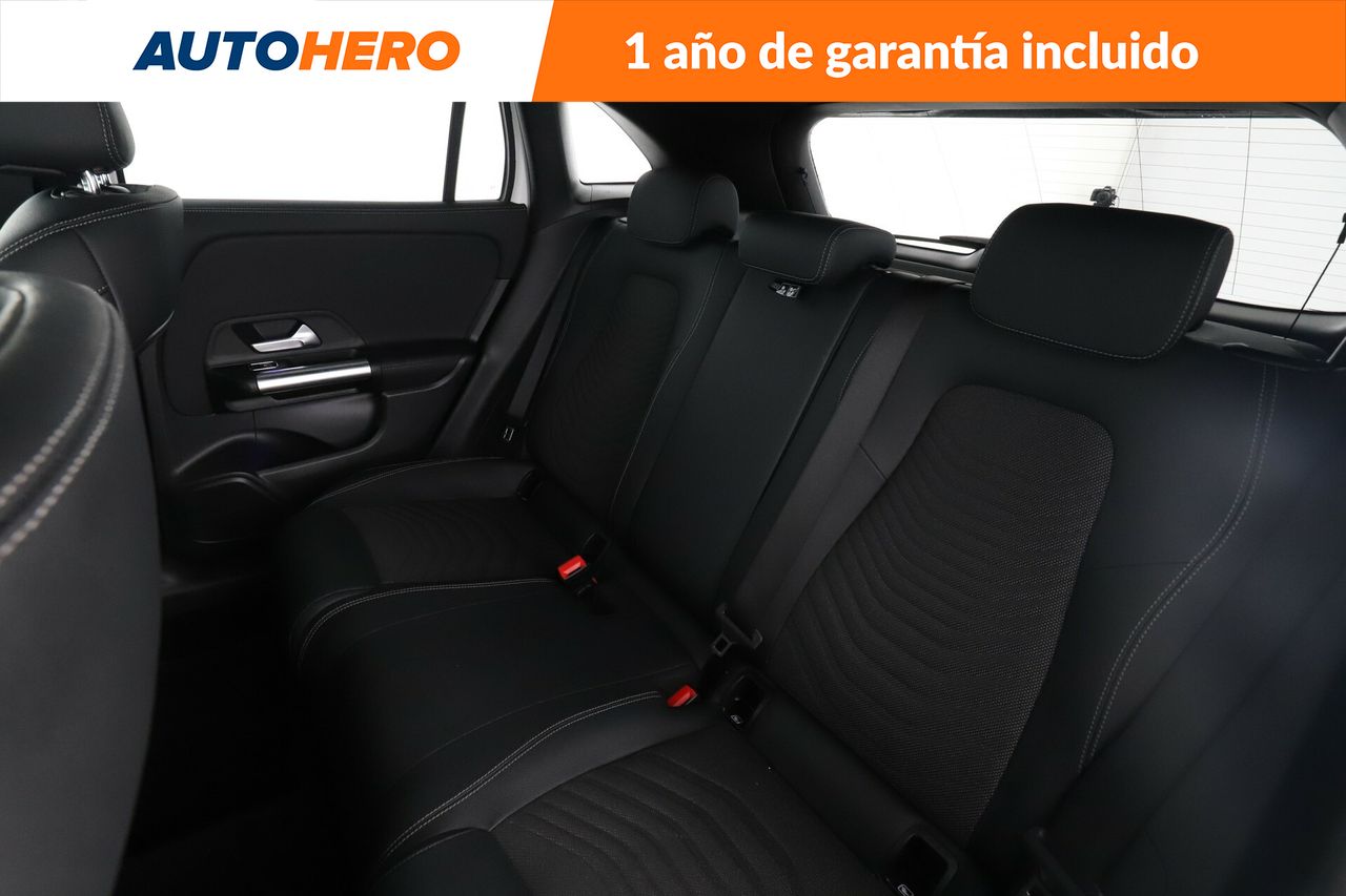 Foto Mercedes-Benz Clase GLA 15