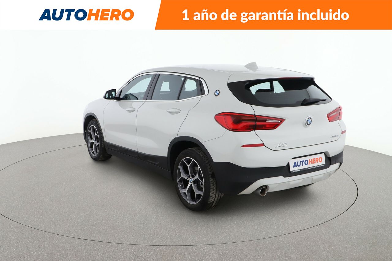 Foto BMW X2 3