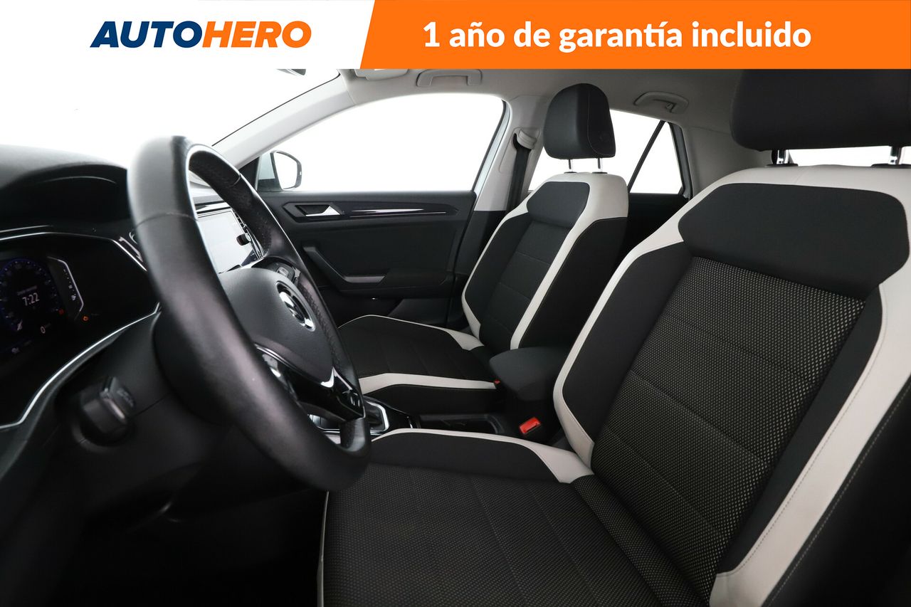 Foto Volkswagen T-Roc 10
