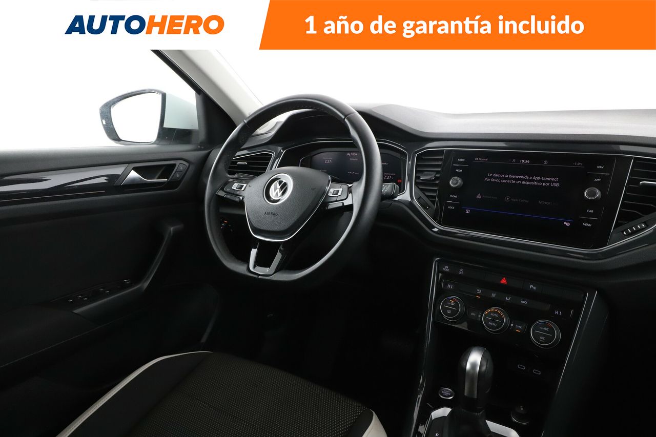 Foto Volkswagen T-Roc 13