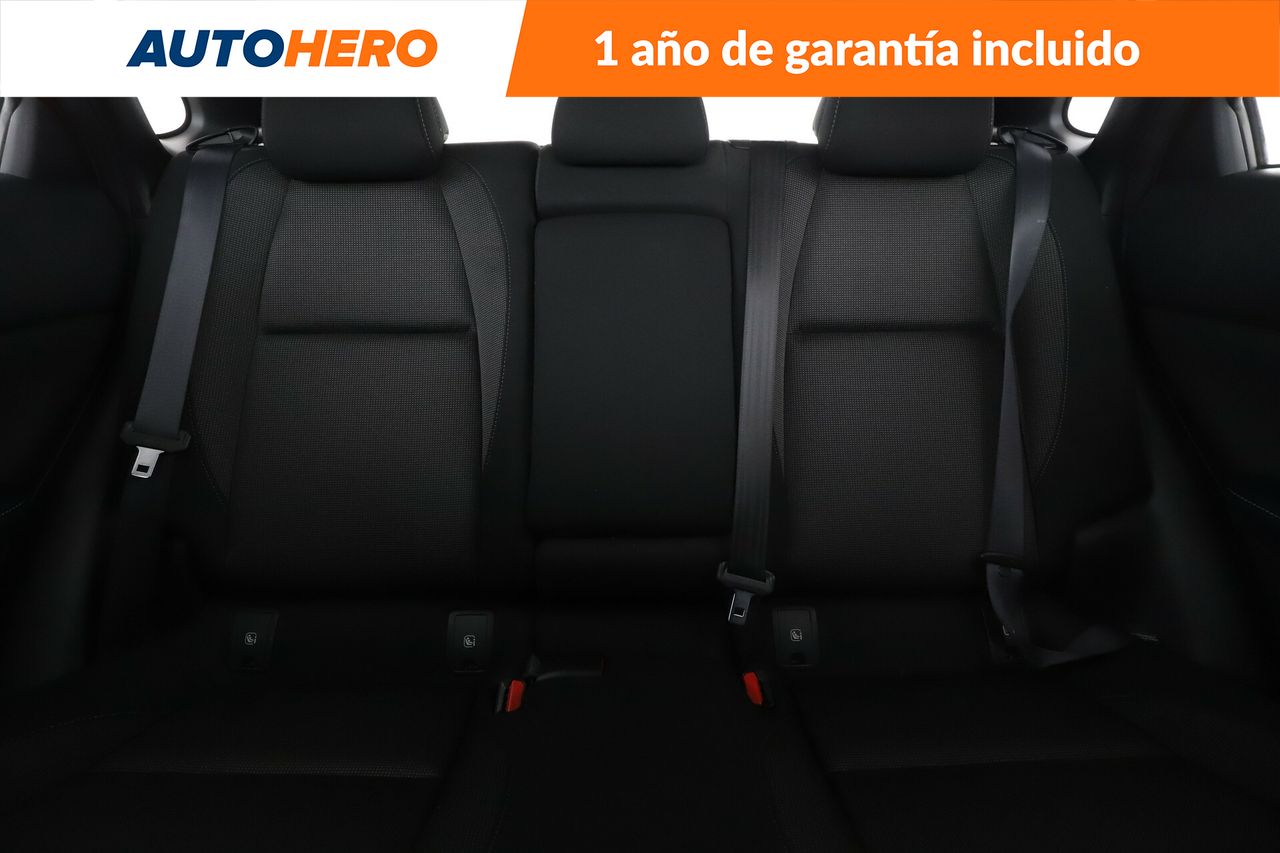 Foto Mazda CX-30 15