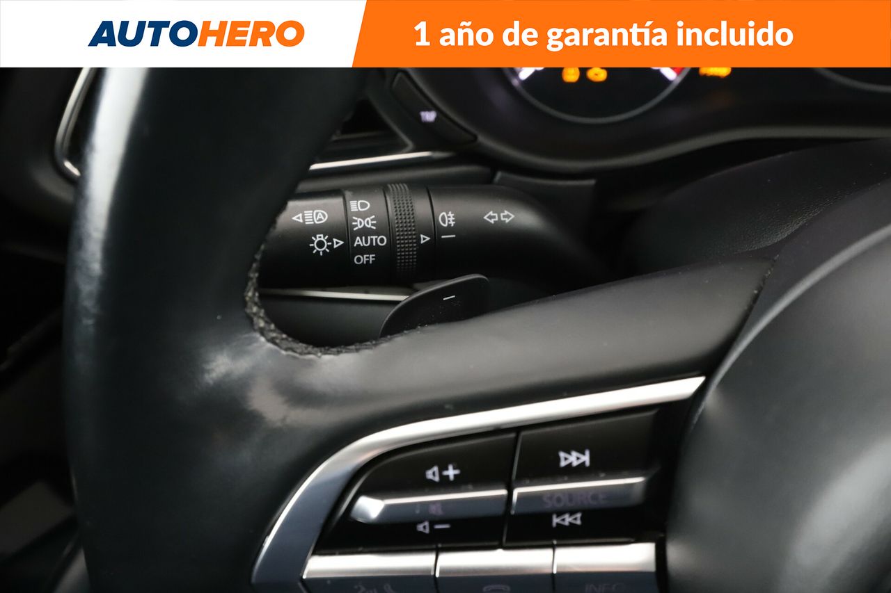 Foto Mazda CX-30 27