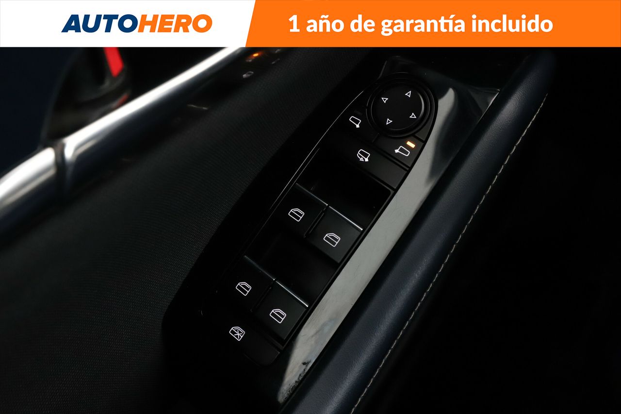 Foto Mazda CX-30 28