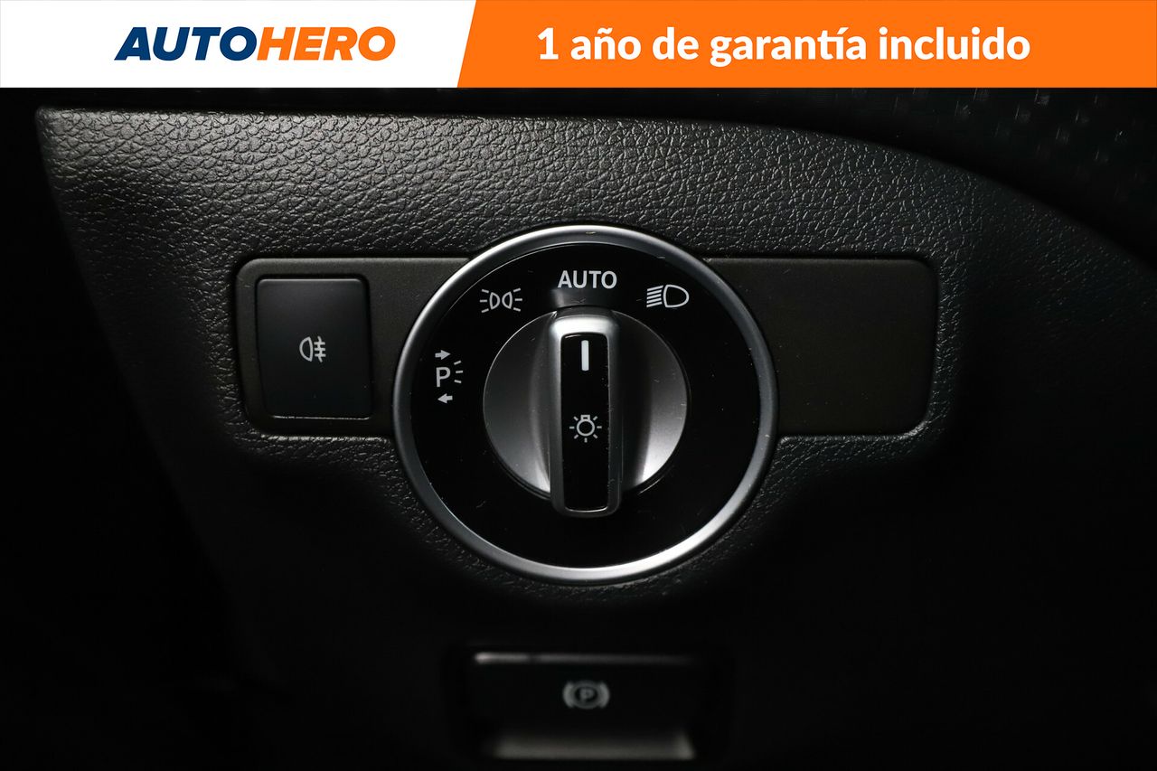 Foto Mercedes-Benz Clase A 30